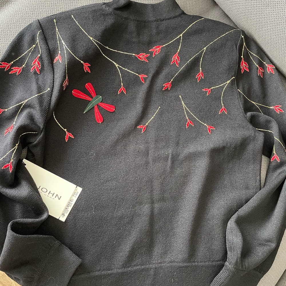St John pullover sweater dragonfly top. New with tags